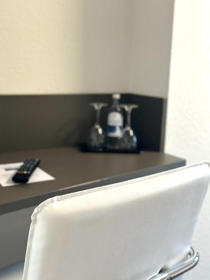 Hotel Ochsen Friesenheim  Extérieur photo