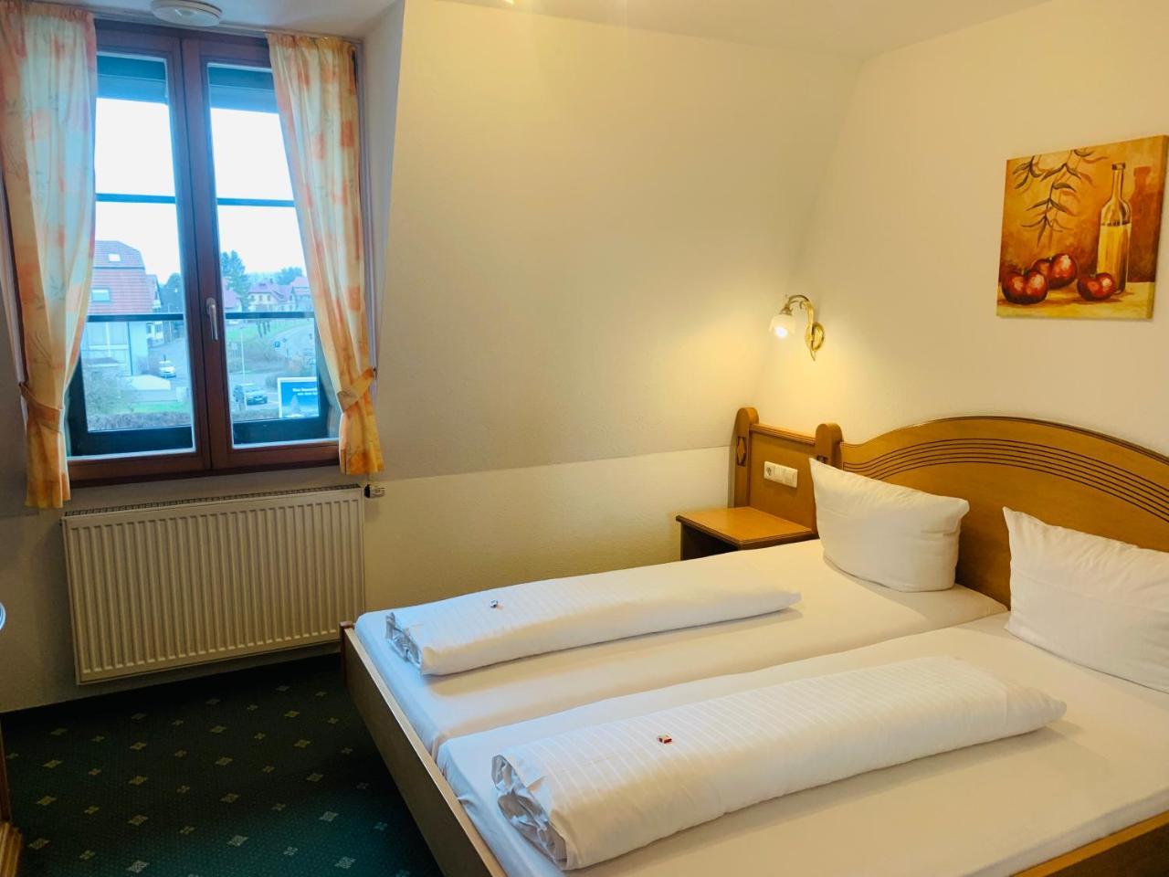 Hotel Ochsen Friesenheim  Extérieur photo