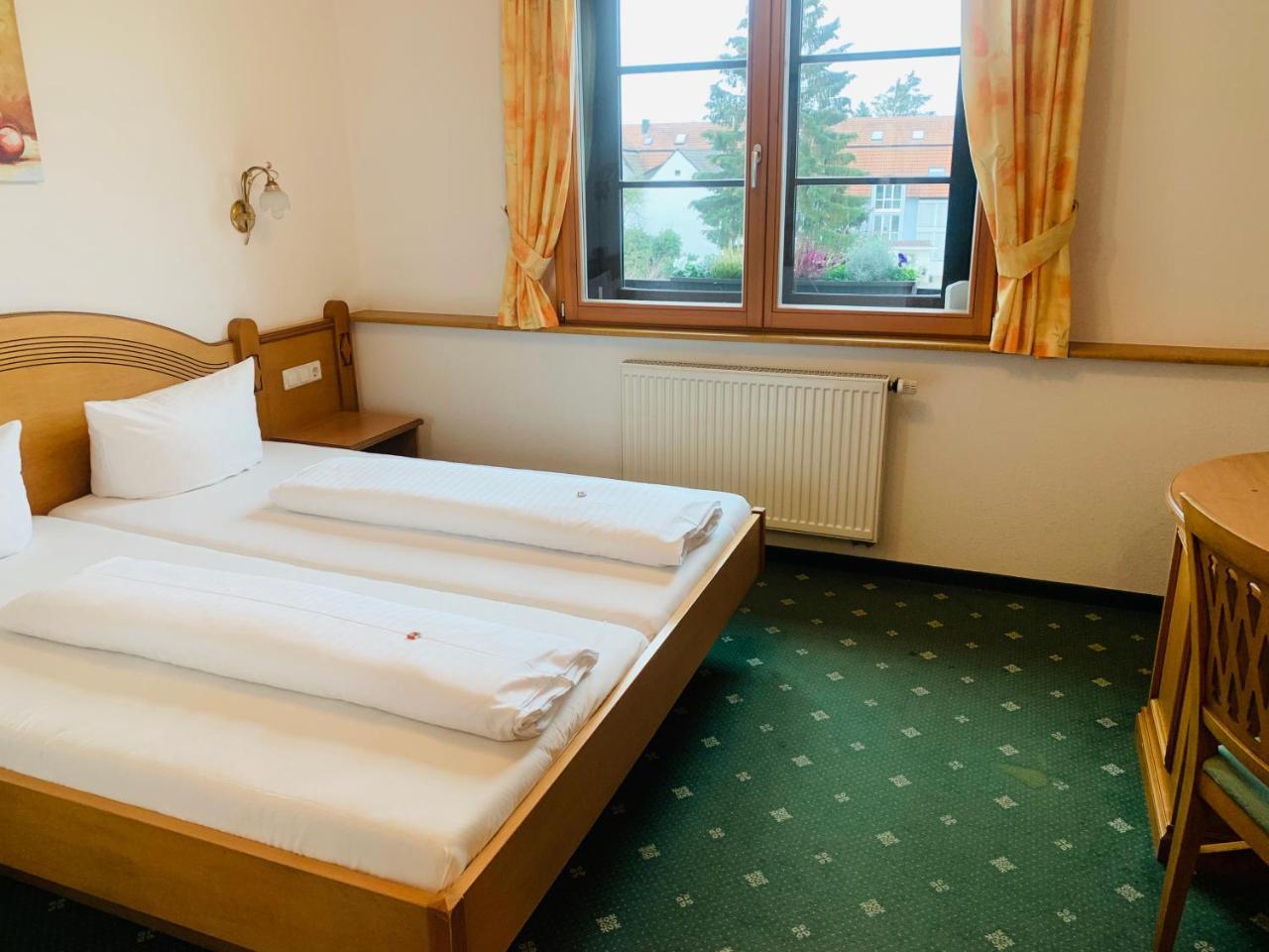 Hotel Ochsen Friesenheim  Extérieur photo