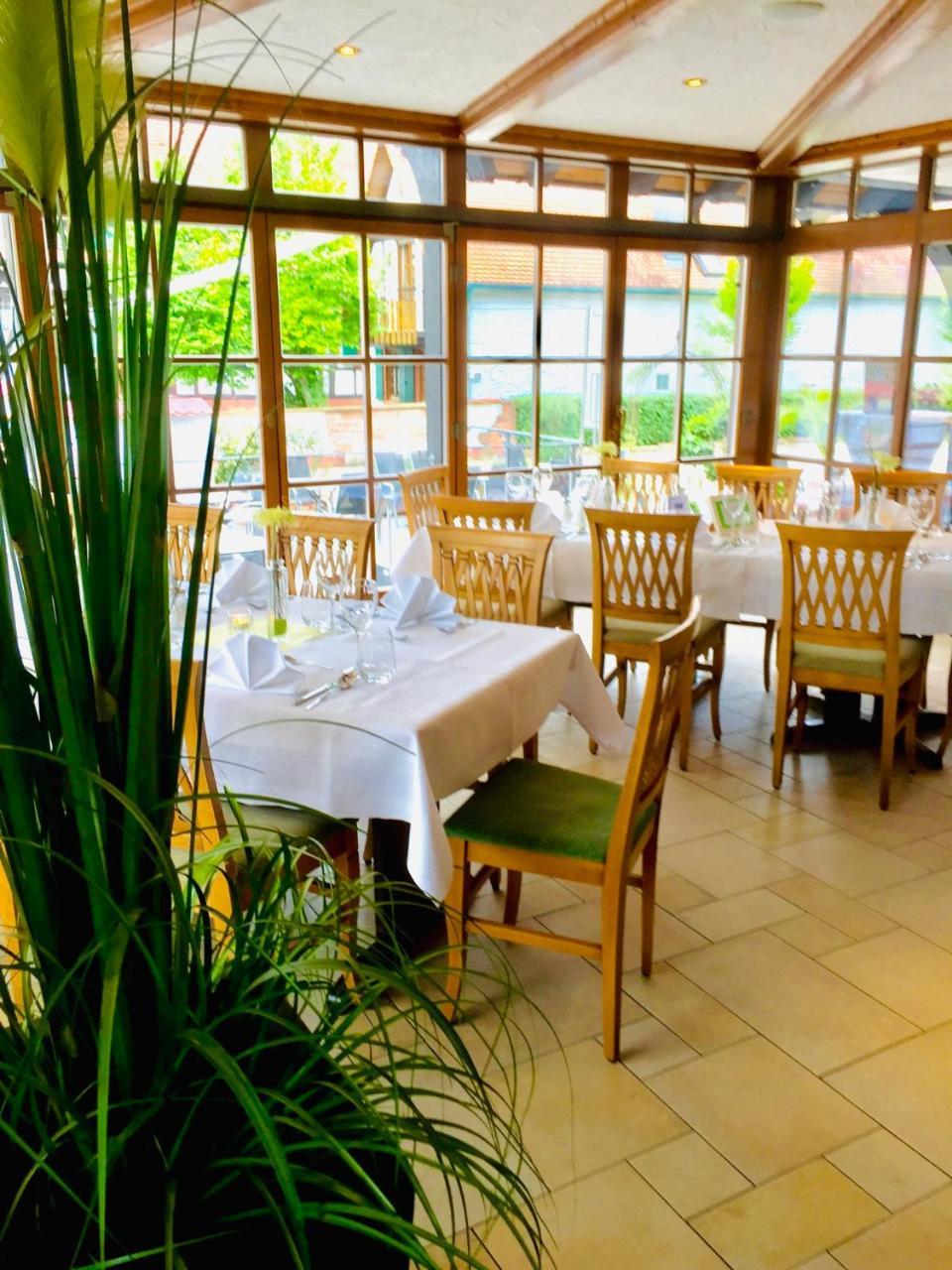 Hotel Ochsen Friesenheim  Extérieur photo