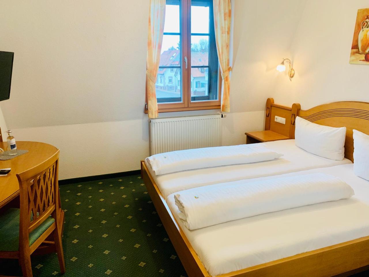 Hotel Ochsen Friesenheim  Extérieur photo